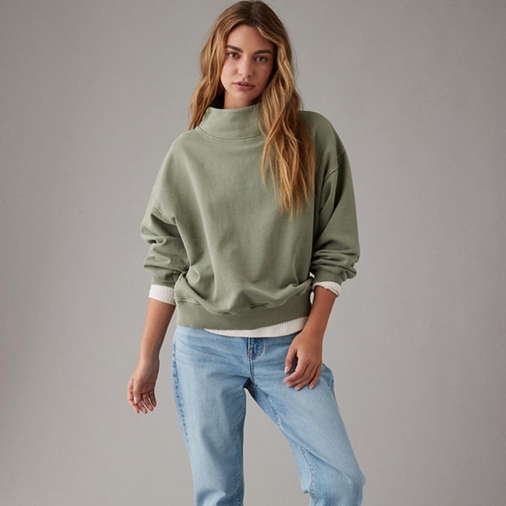 American Eagle Mock Neck Sweatshirt